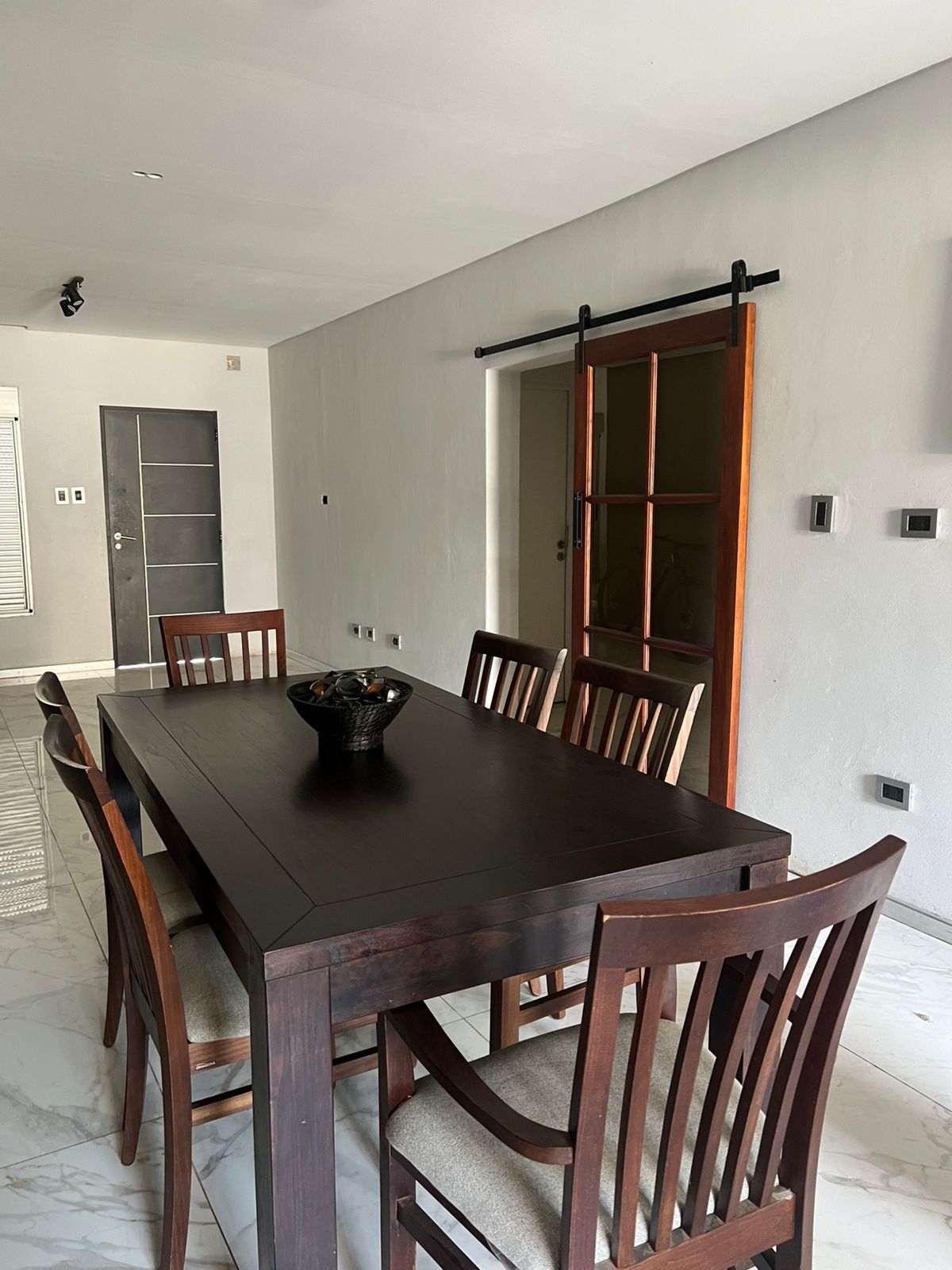 Imagen de la propiedad CASA A LA VENTA